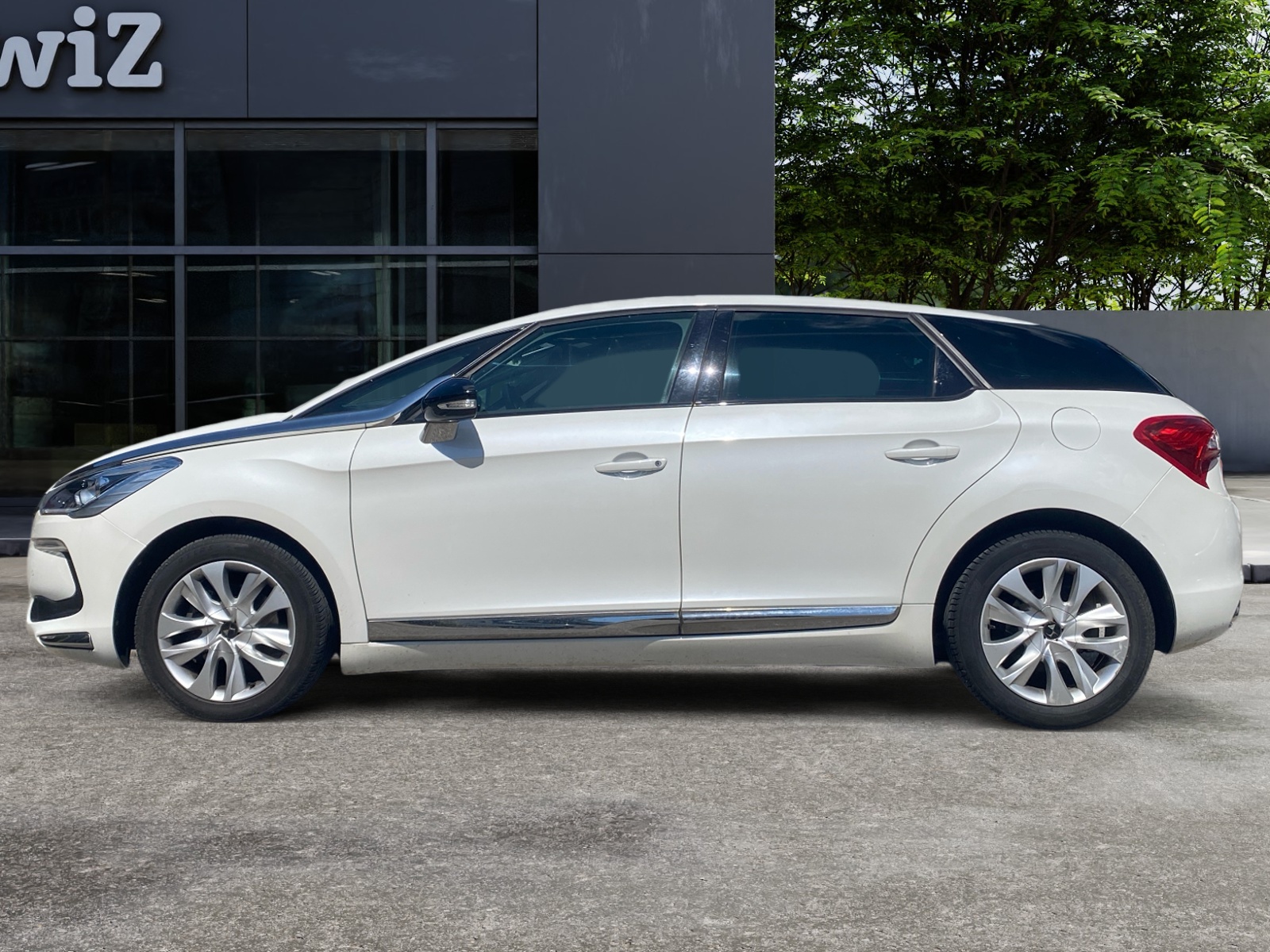 Ds Automobiles Ds 5 1
