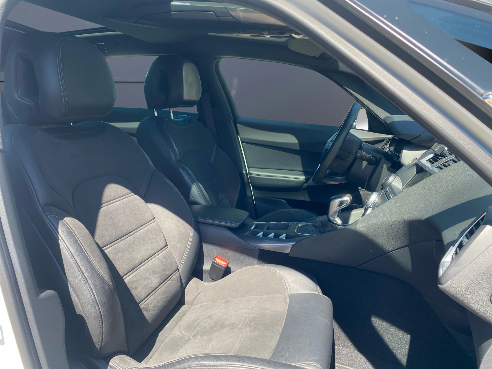 Ds Automobiles Ds 5 13