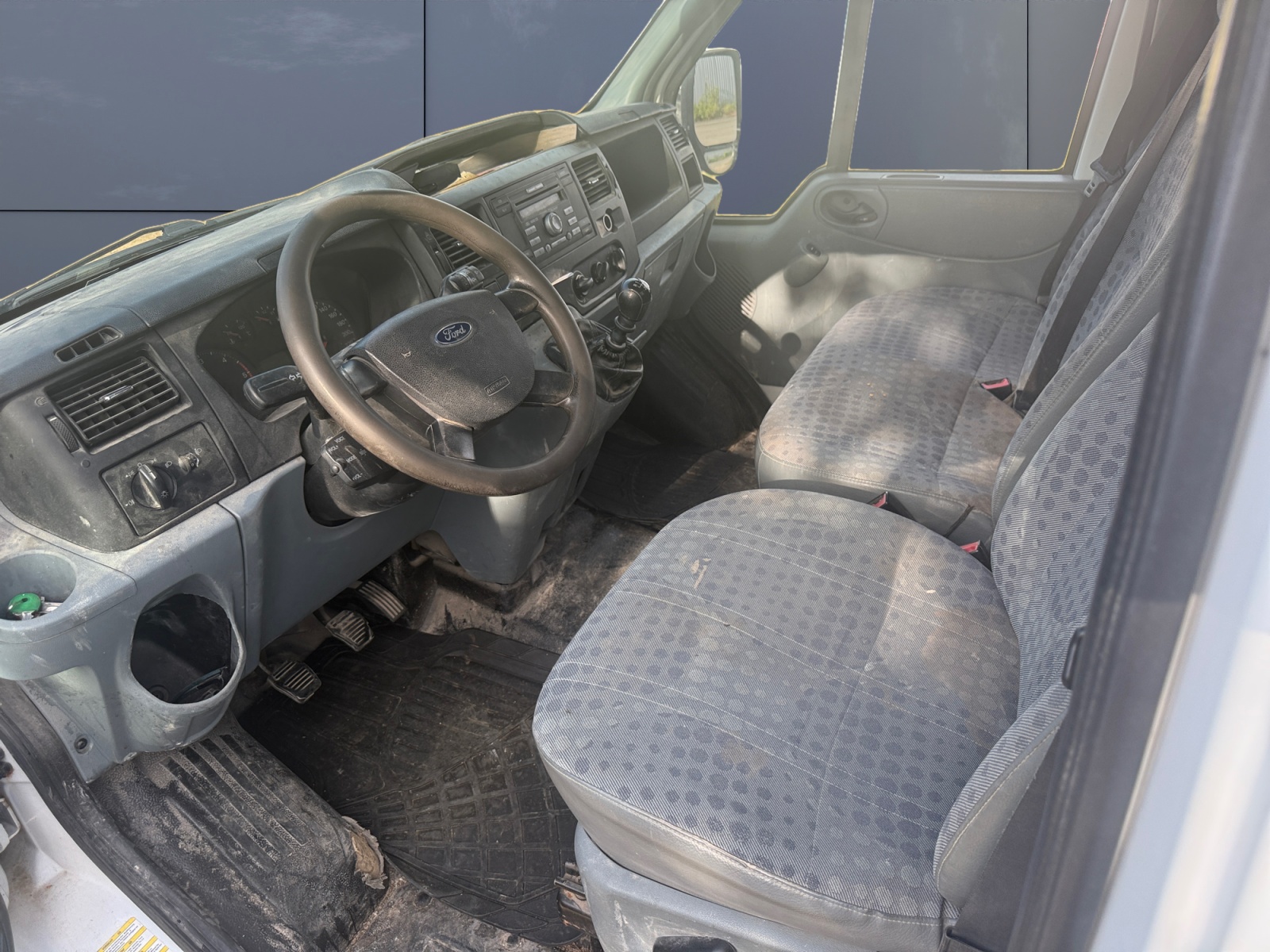 Ford Transit Vu 6
