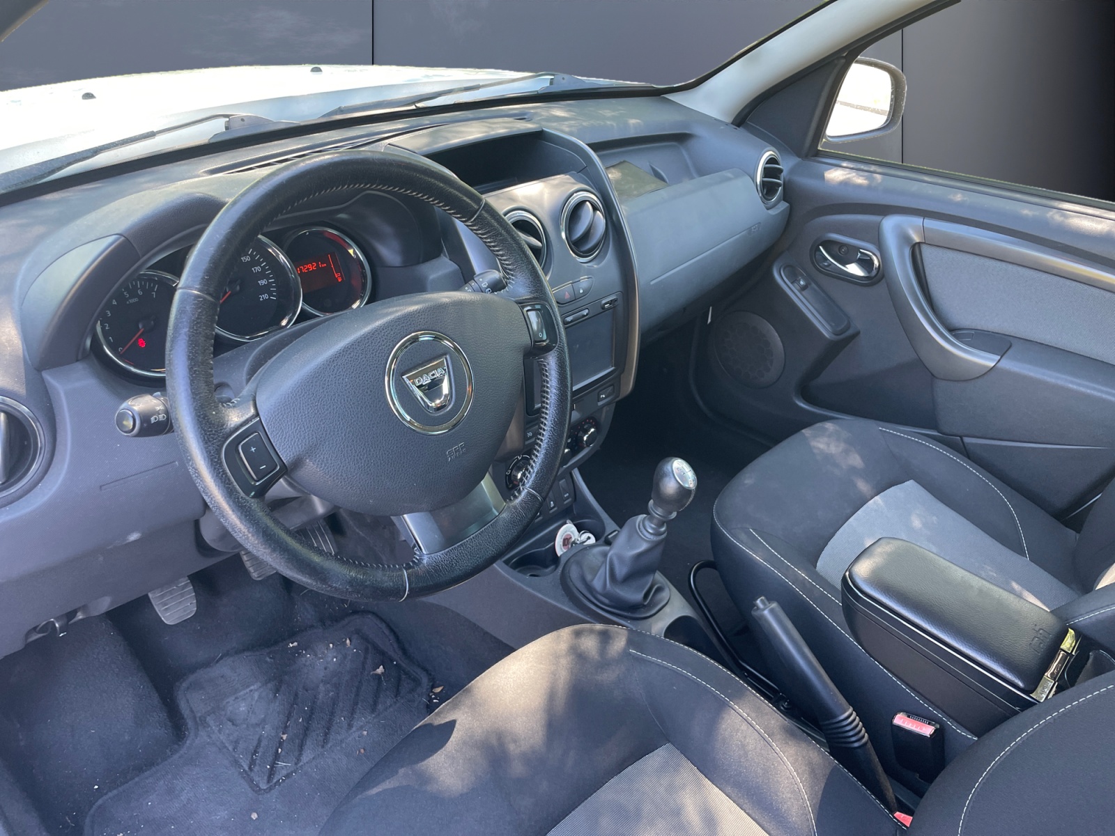 Dacia Duster 8