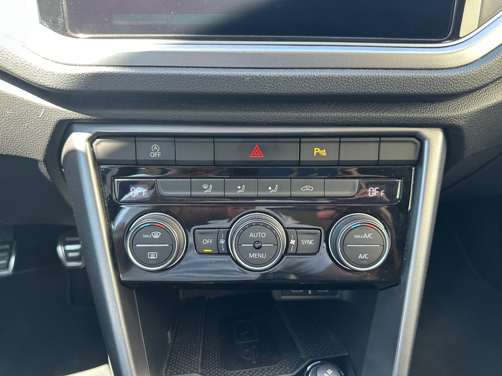 Volkswagen T-Roc 26