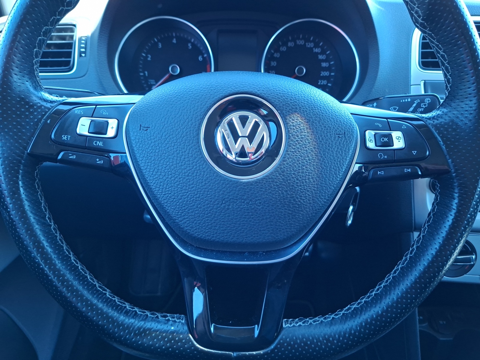 Volkswagen Polo 16