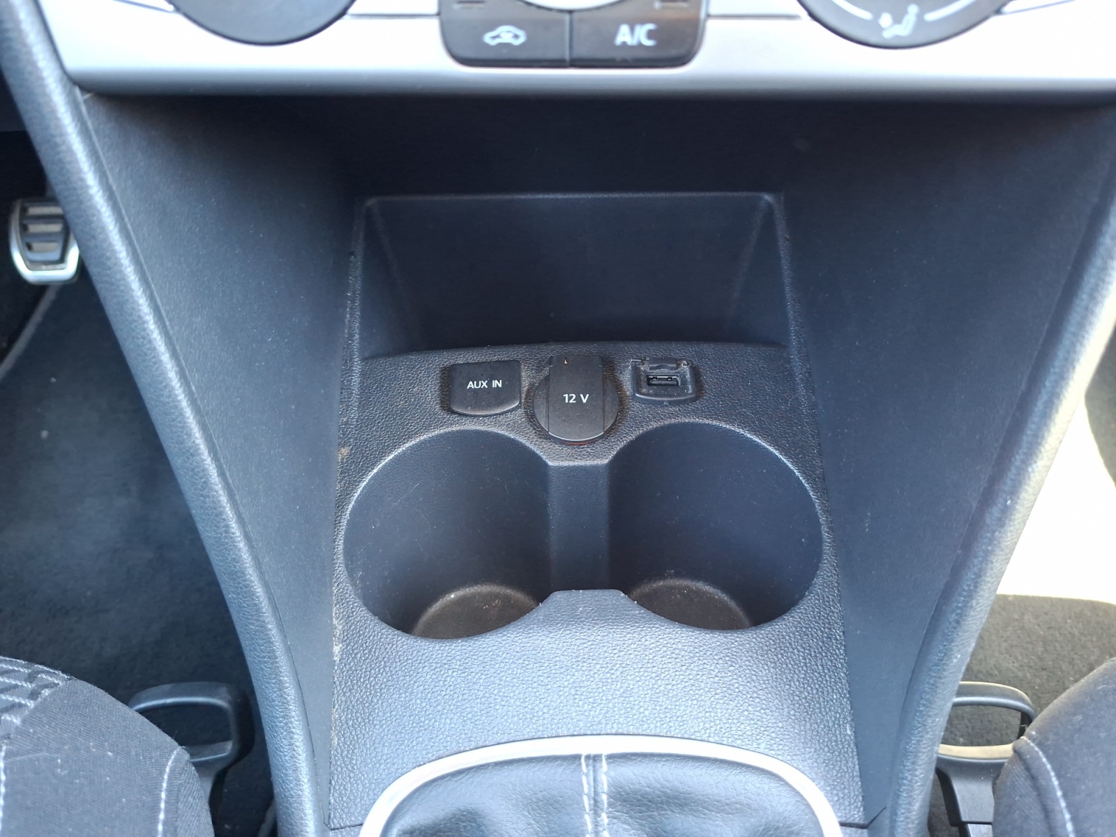 Volkswagen Polo 22