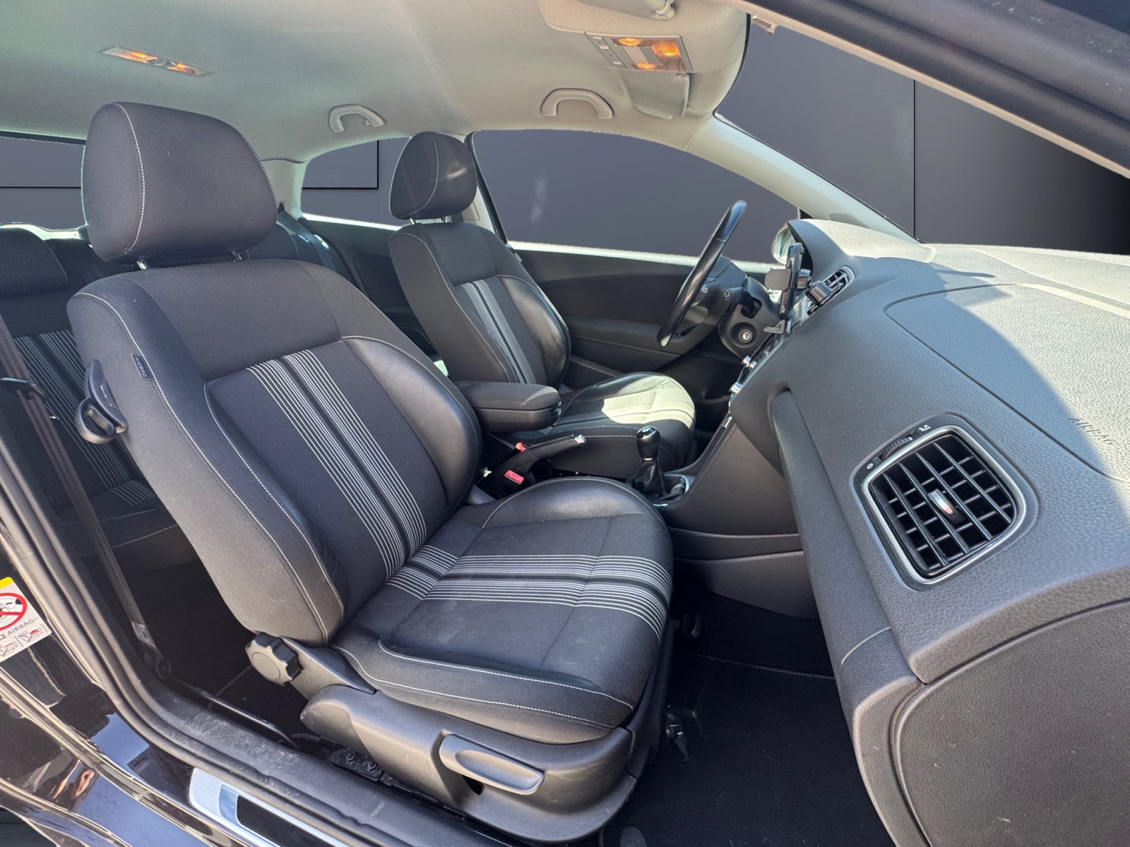 Volkswagen Polo 13