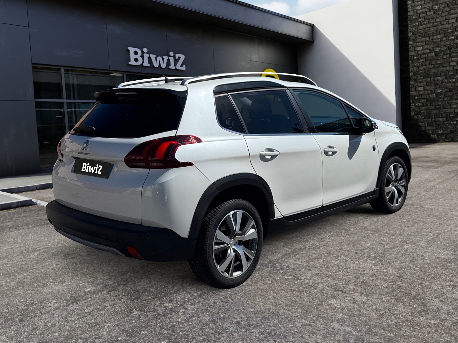 Peugeot 2008 4
