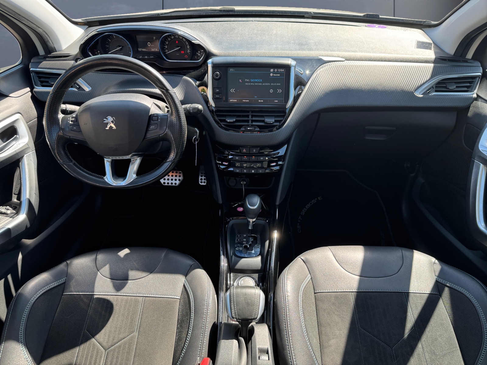 Peugeot 2008 14