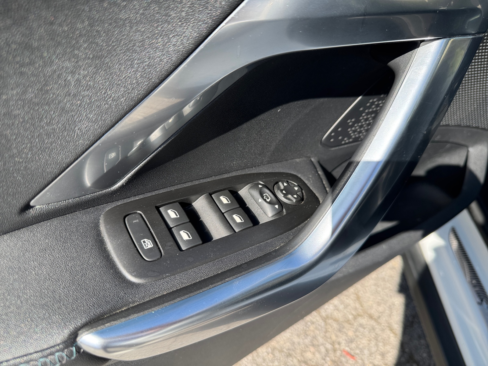 Peugeot 2008 17