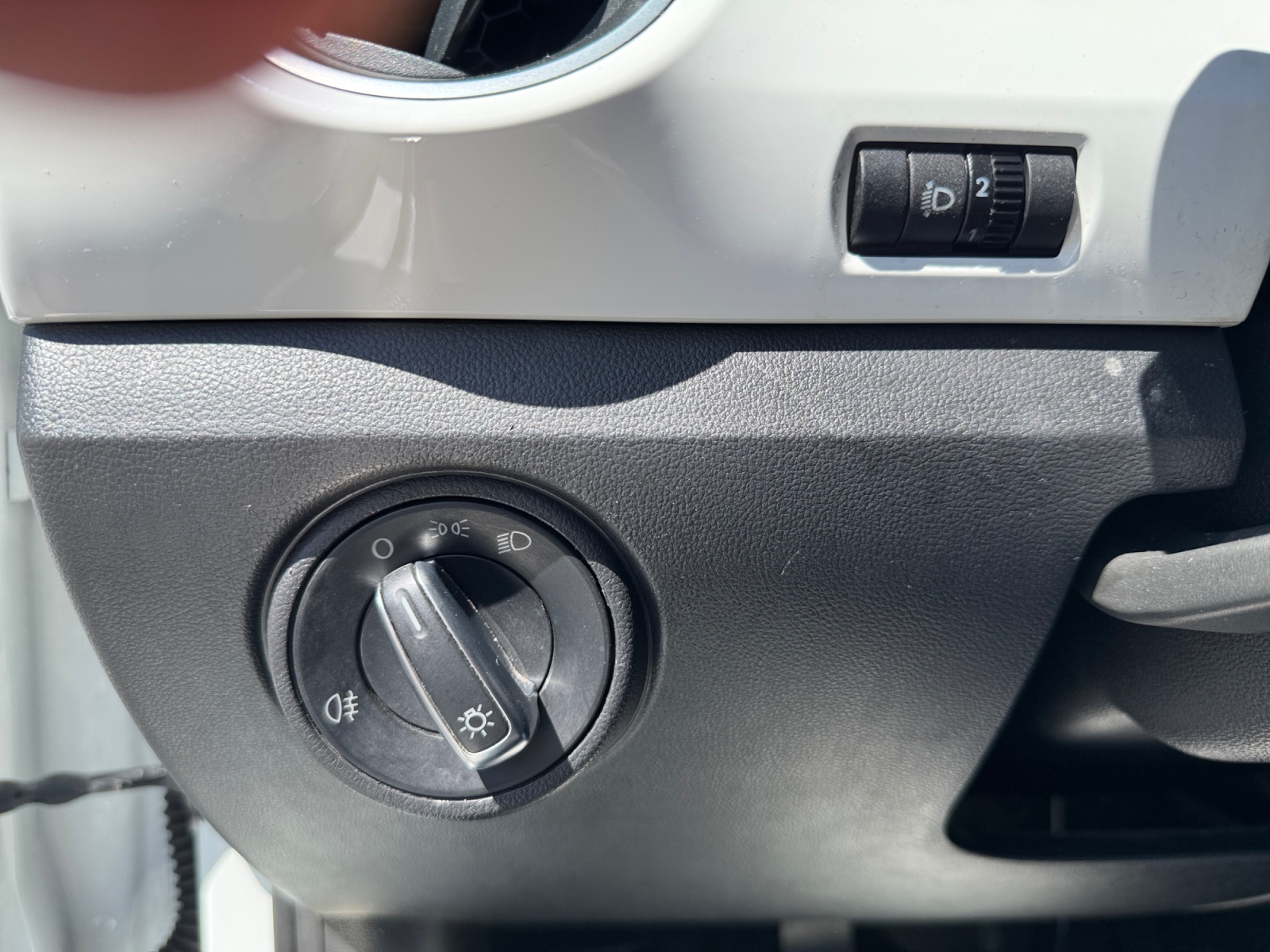 Volkswagen Up 23