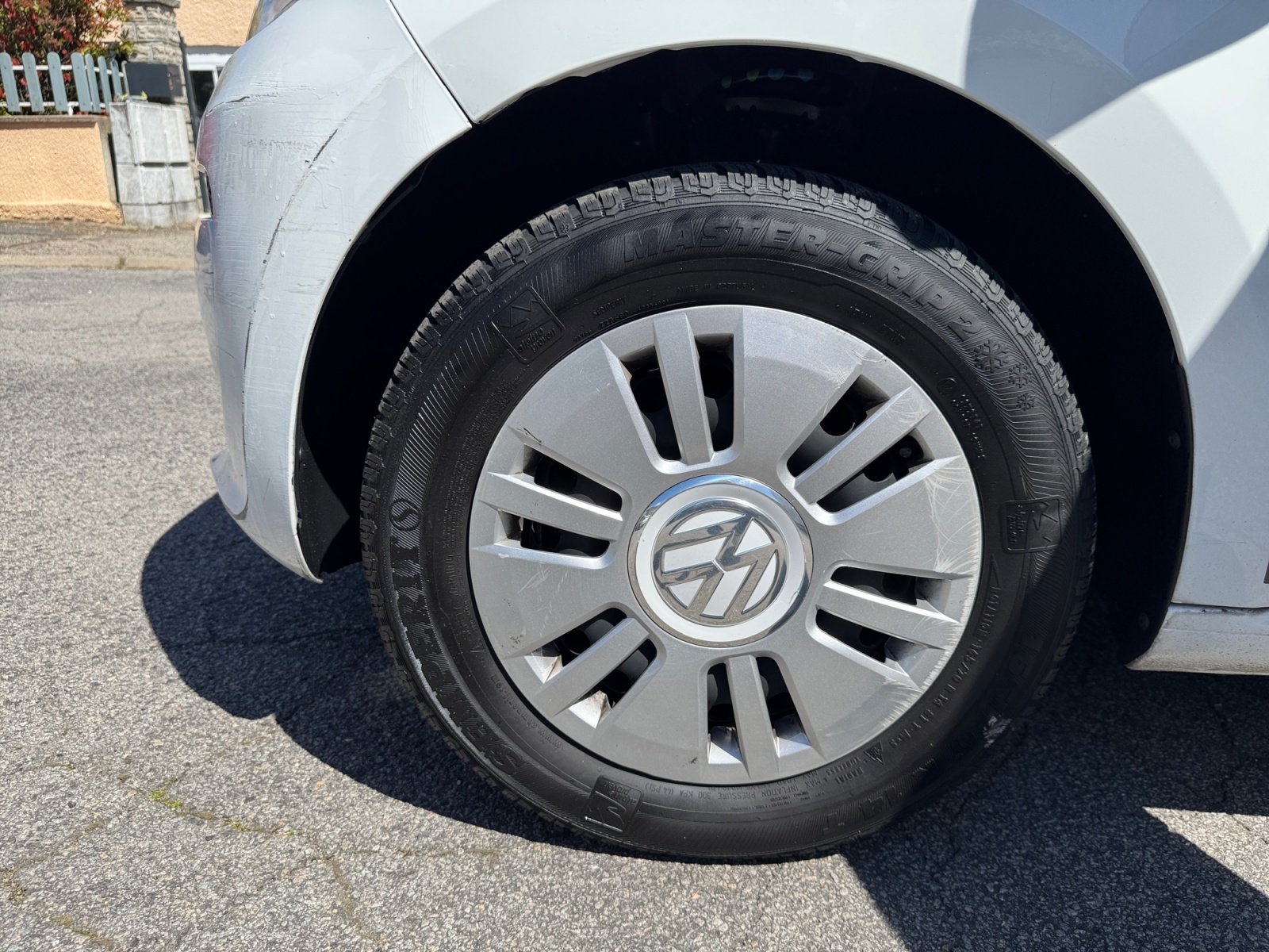 Volkswagen Up 28