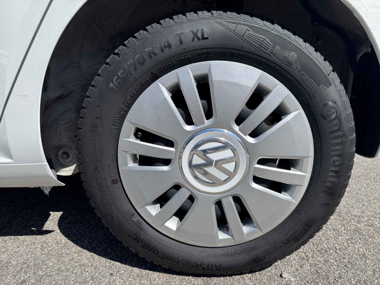 Volkswagen Up 29