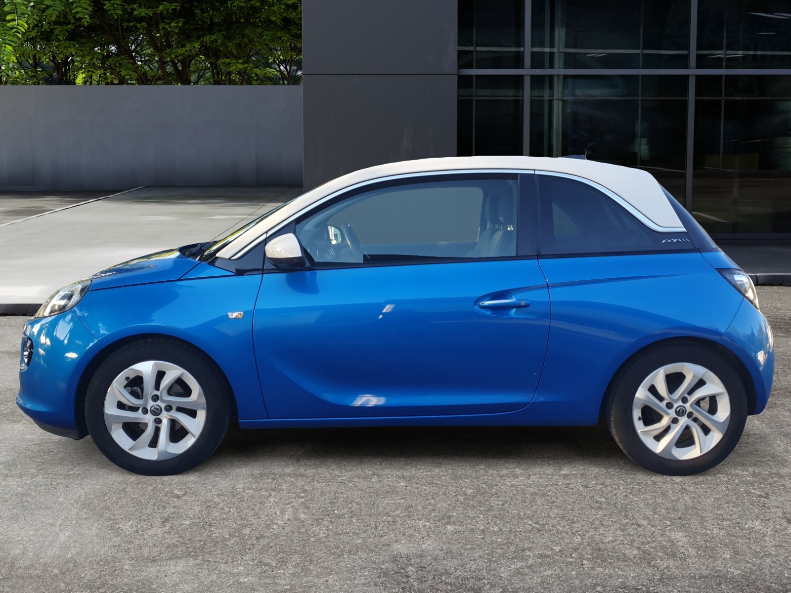 Opel Adam 1