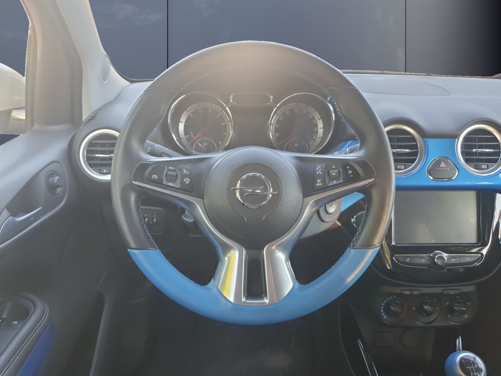 Opel Adam 15