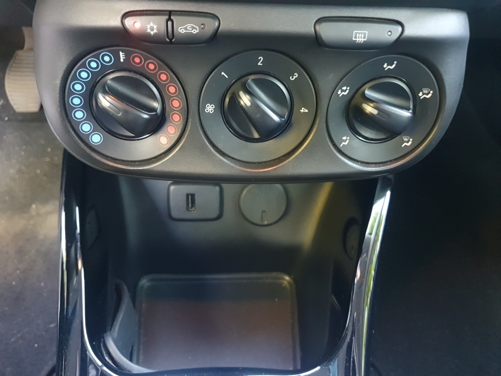 Opel Adam 22