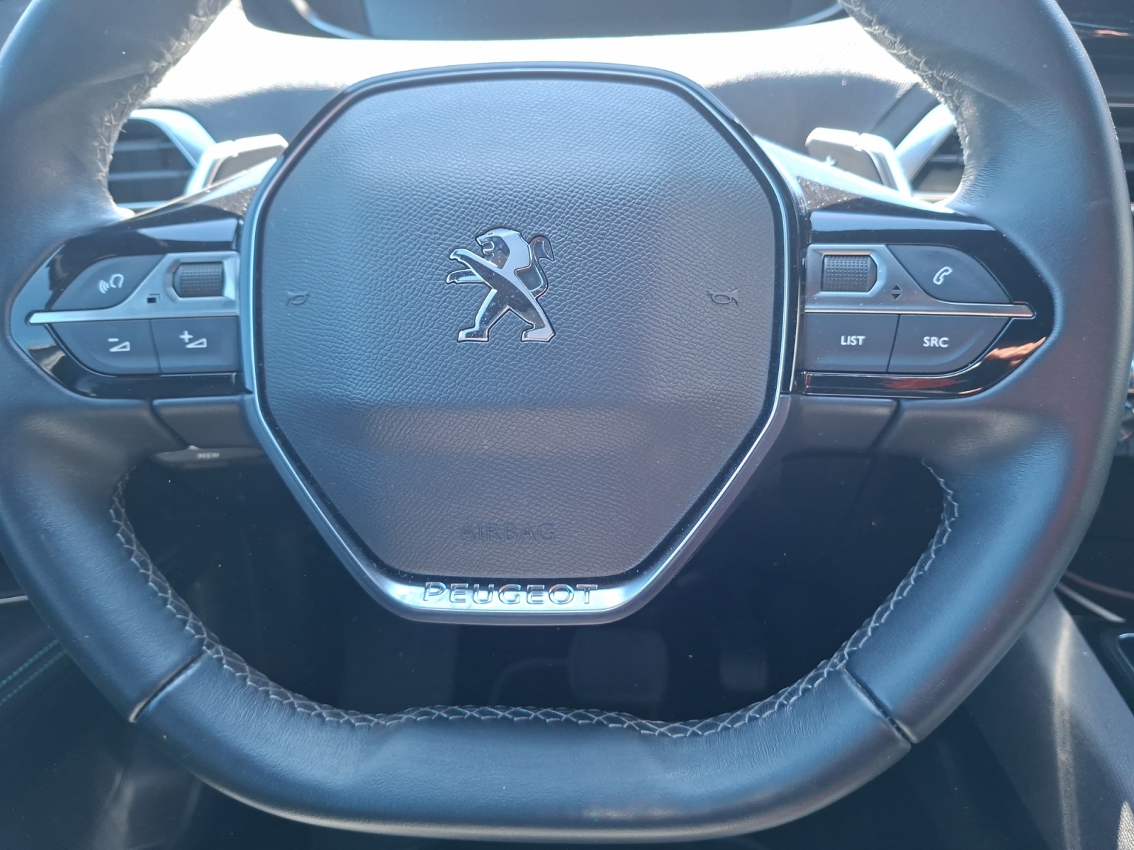 Peugeot 5008 17