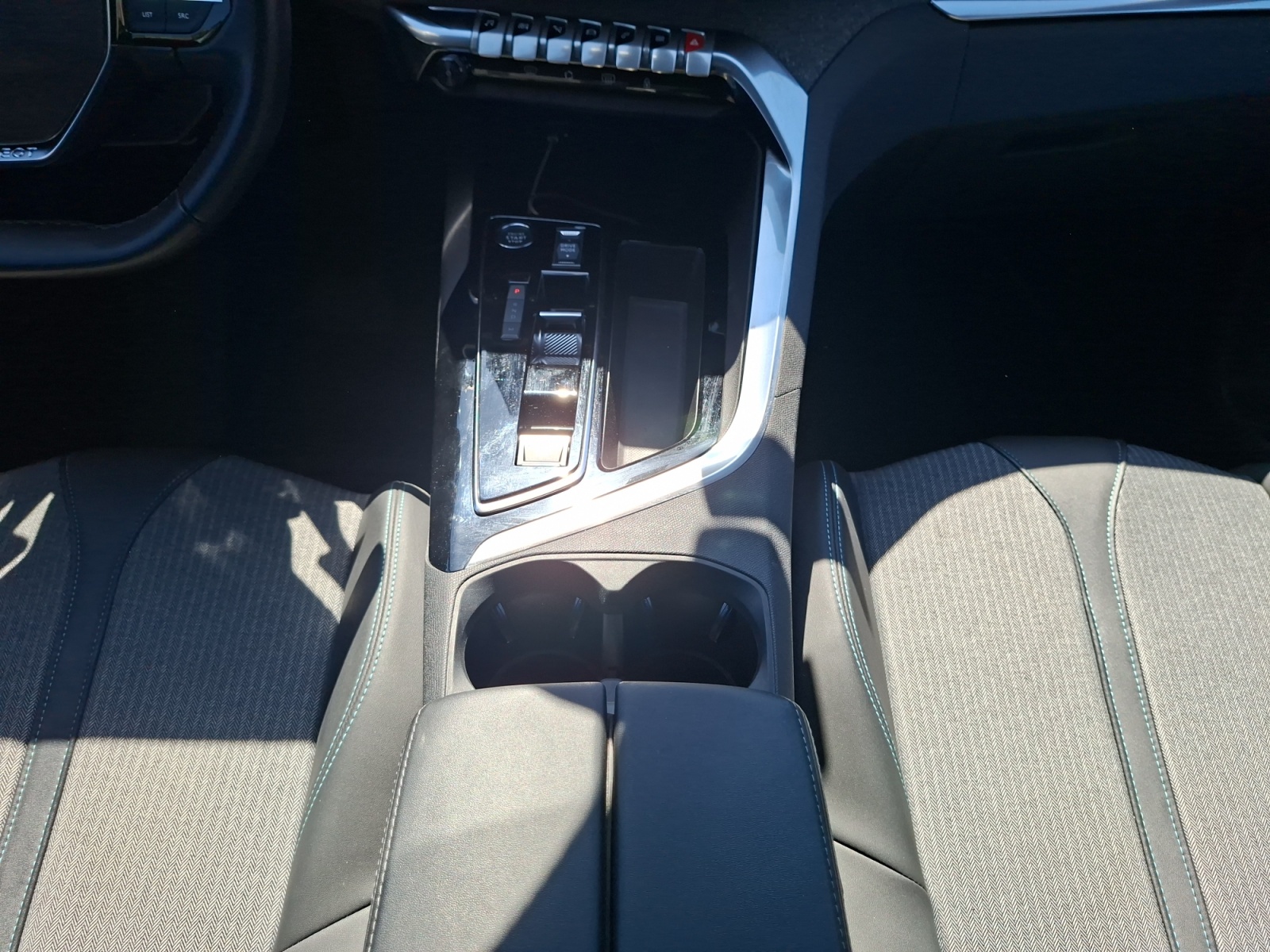 Peugeot 5008 23