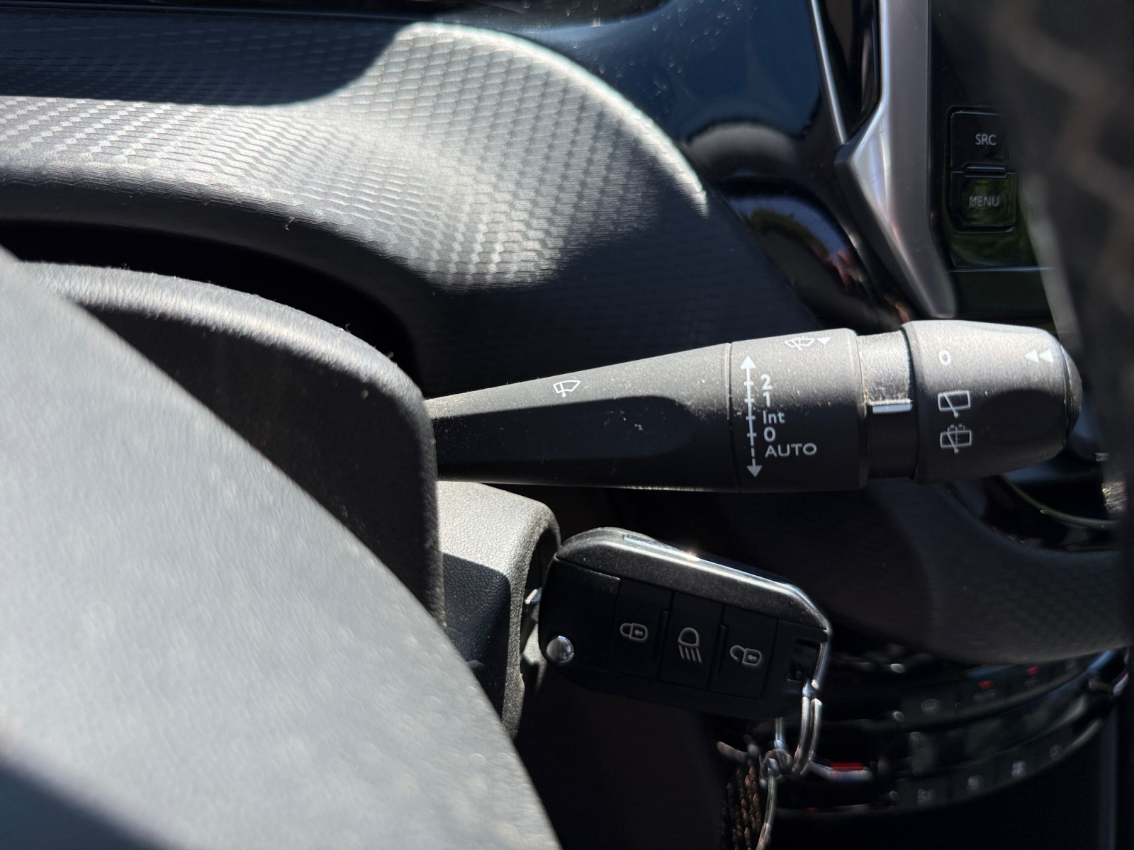 Peugeot 2008 23