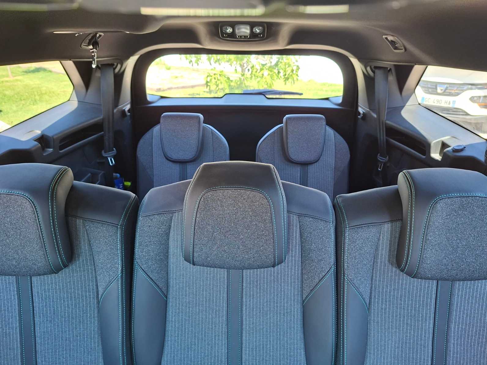 Peugeot 5008 35
