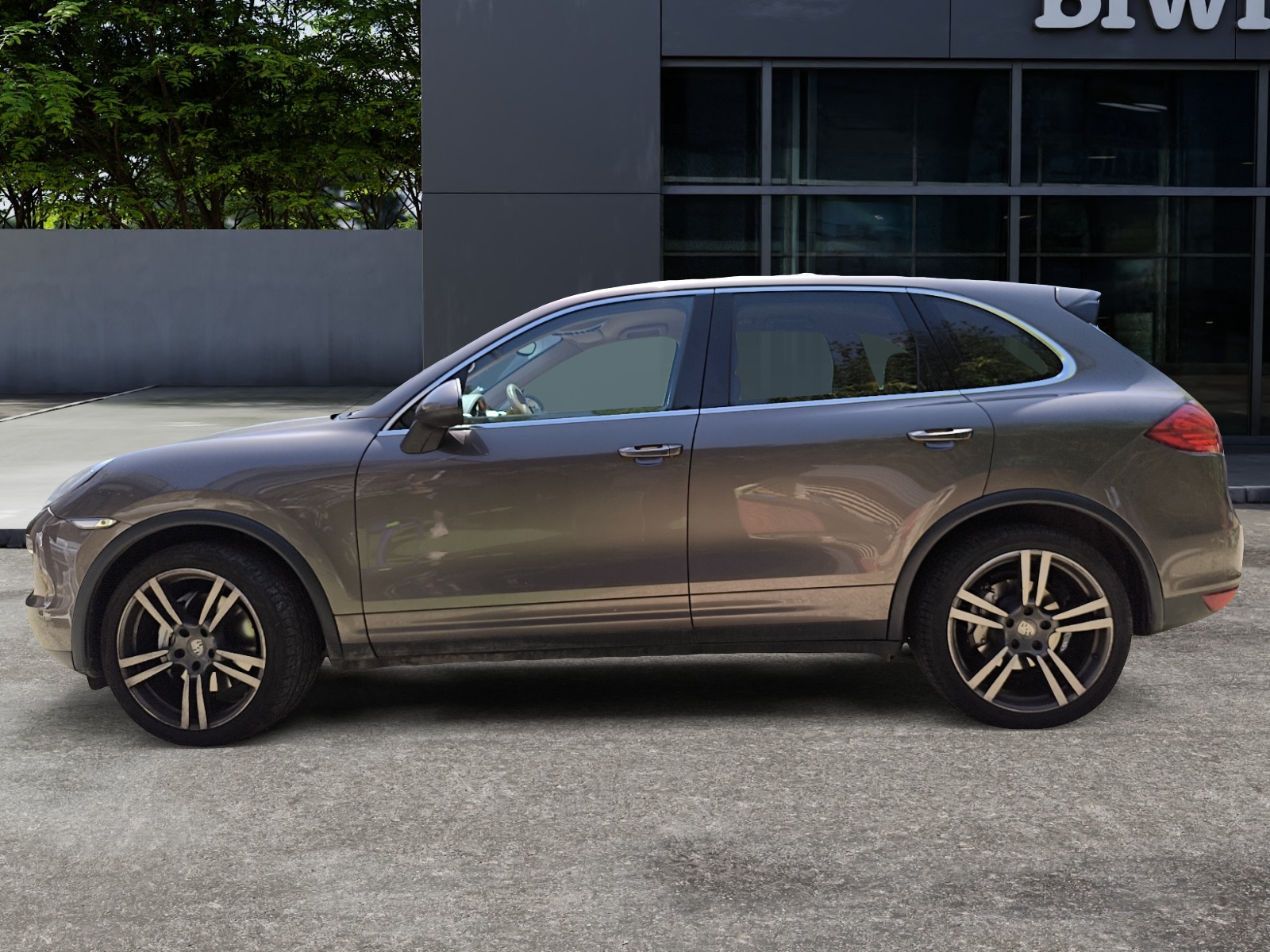 Porsche Cayenne 1