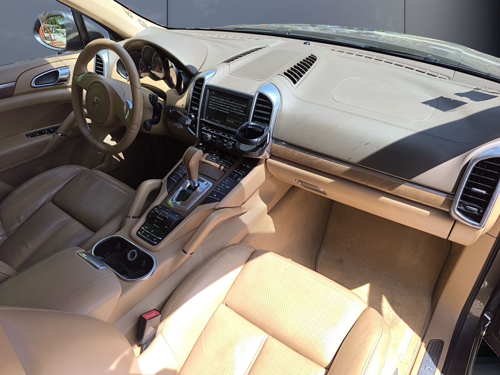 Porsche Cayenne 12