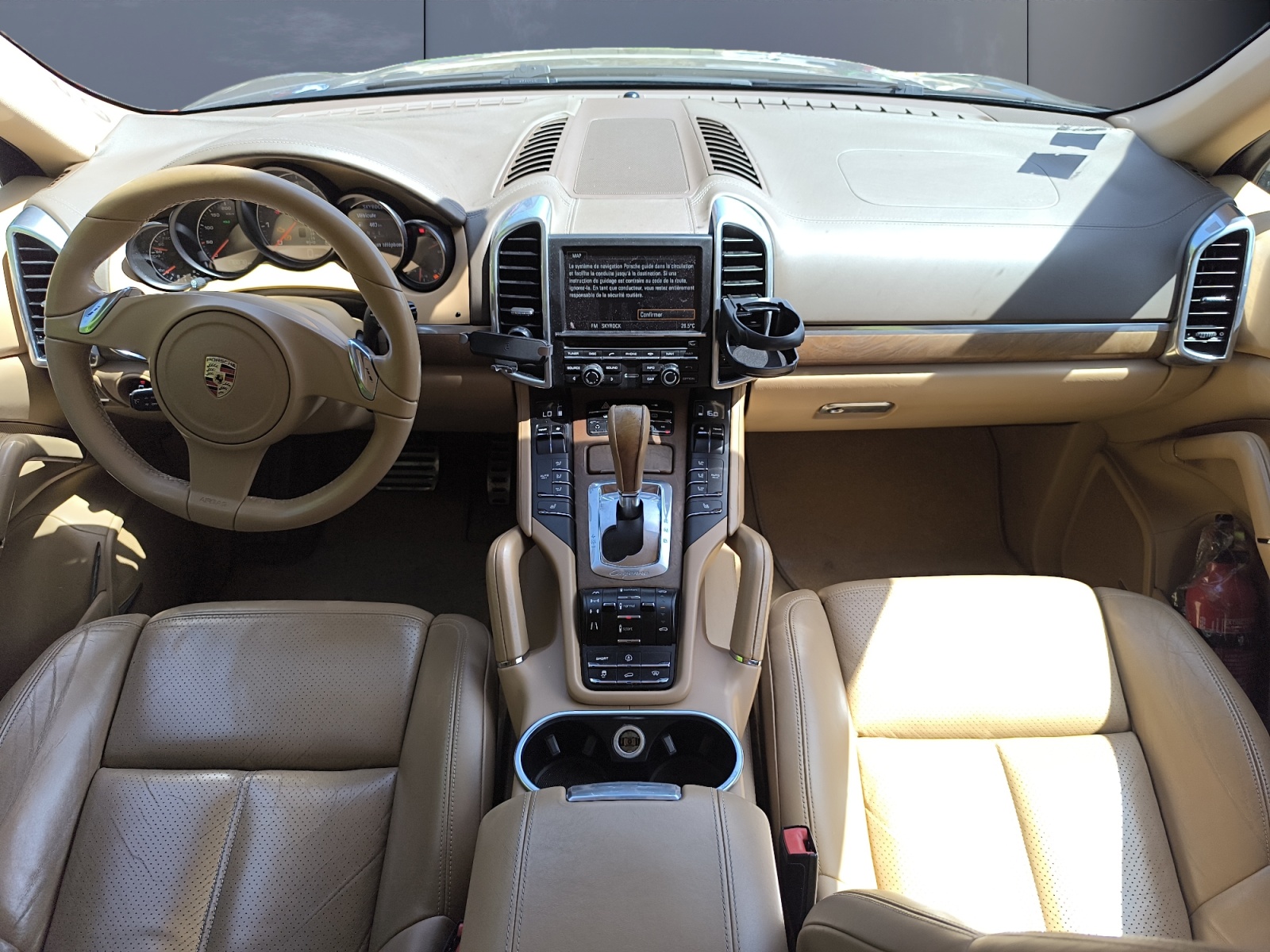 Porsche Cayenne 14