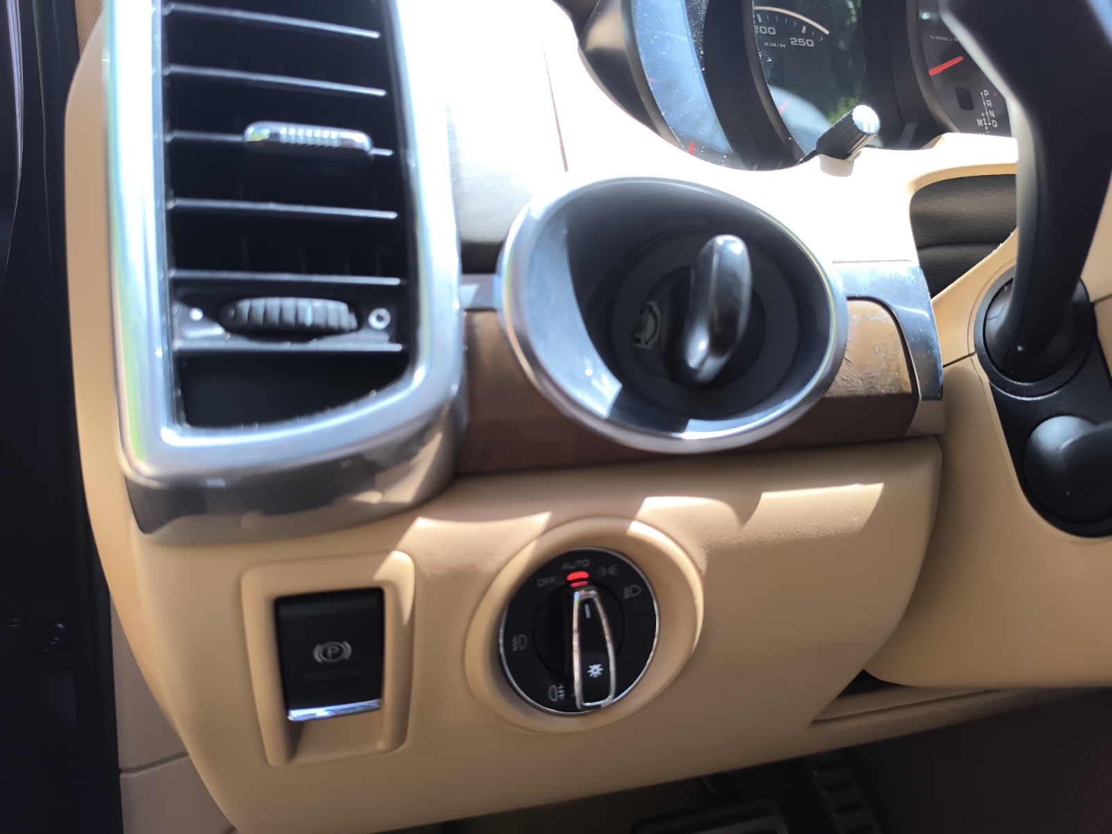 Porsche Cayenne 19