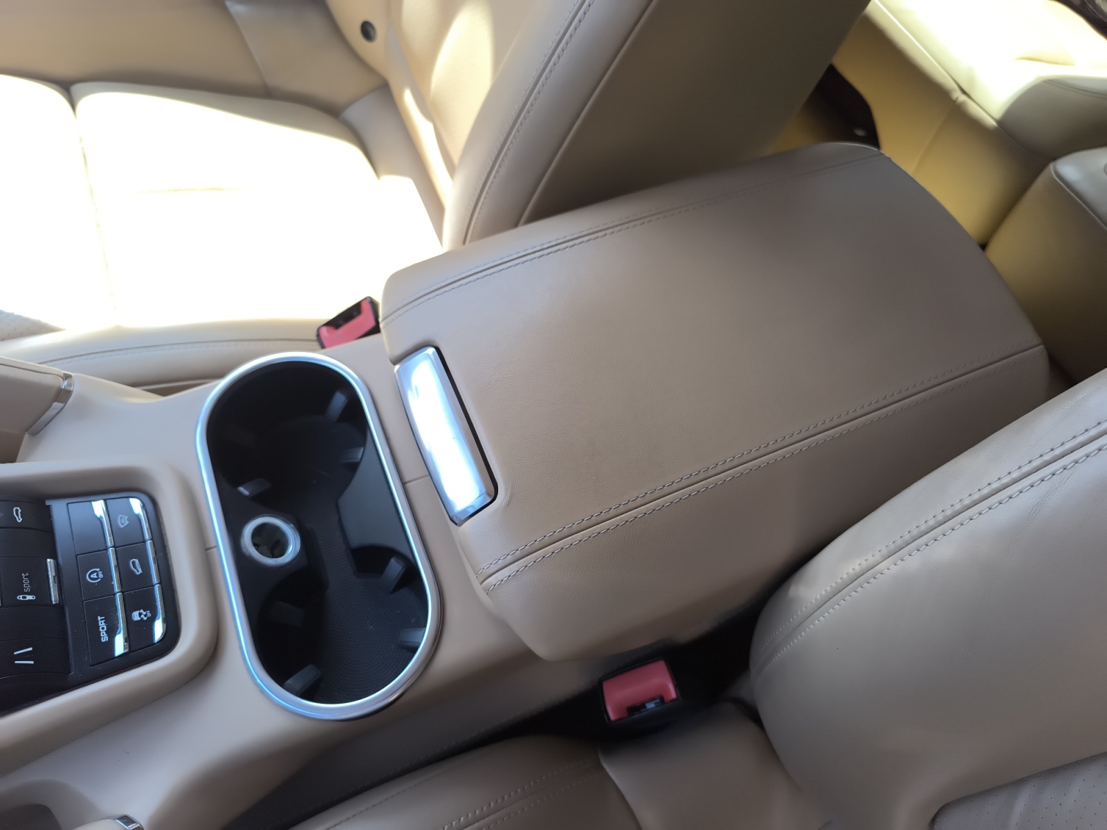 Porsche Cayenne 29