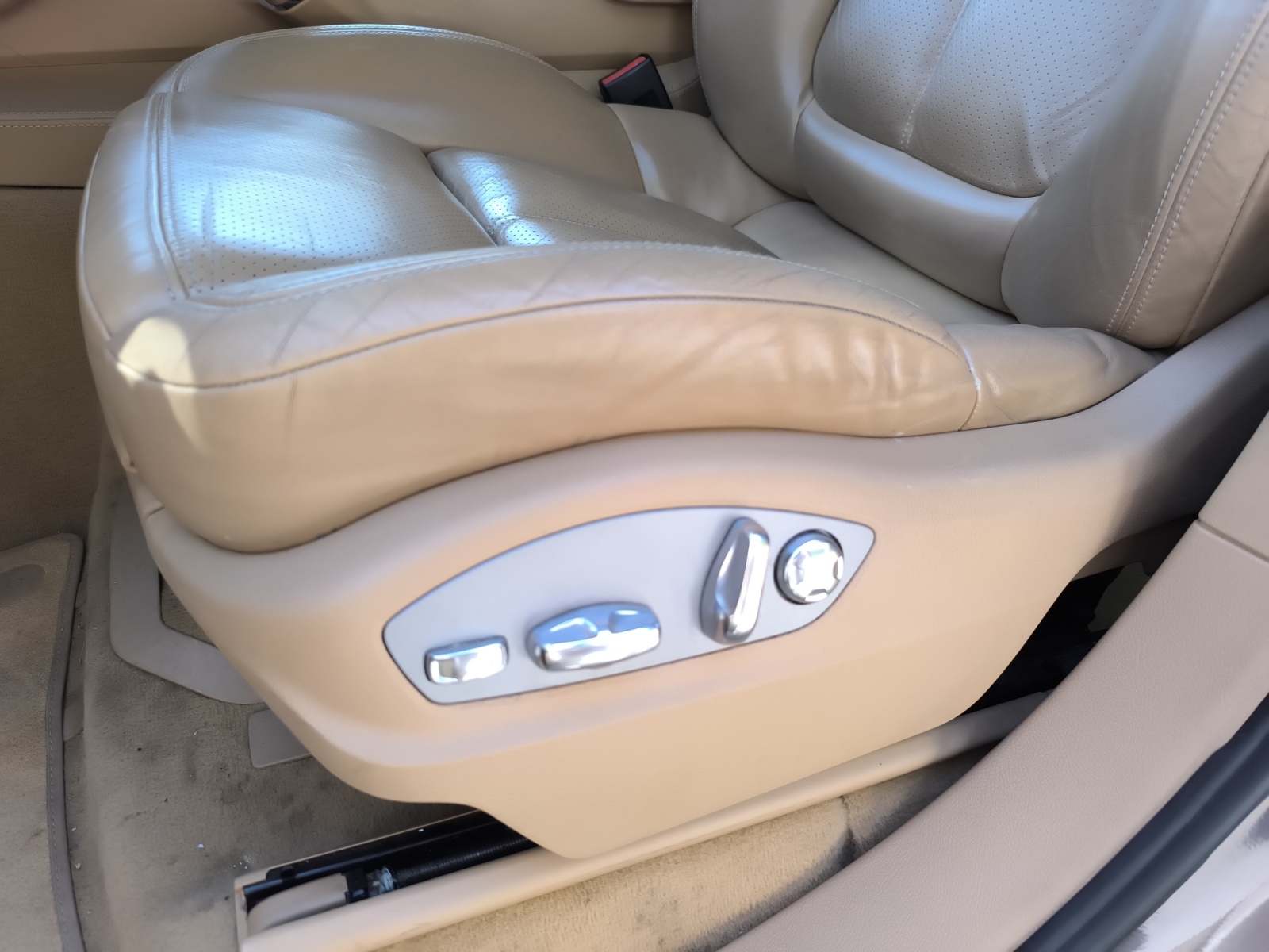 Porsche Cayenne 30