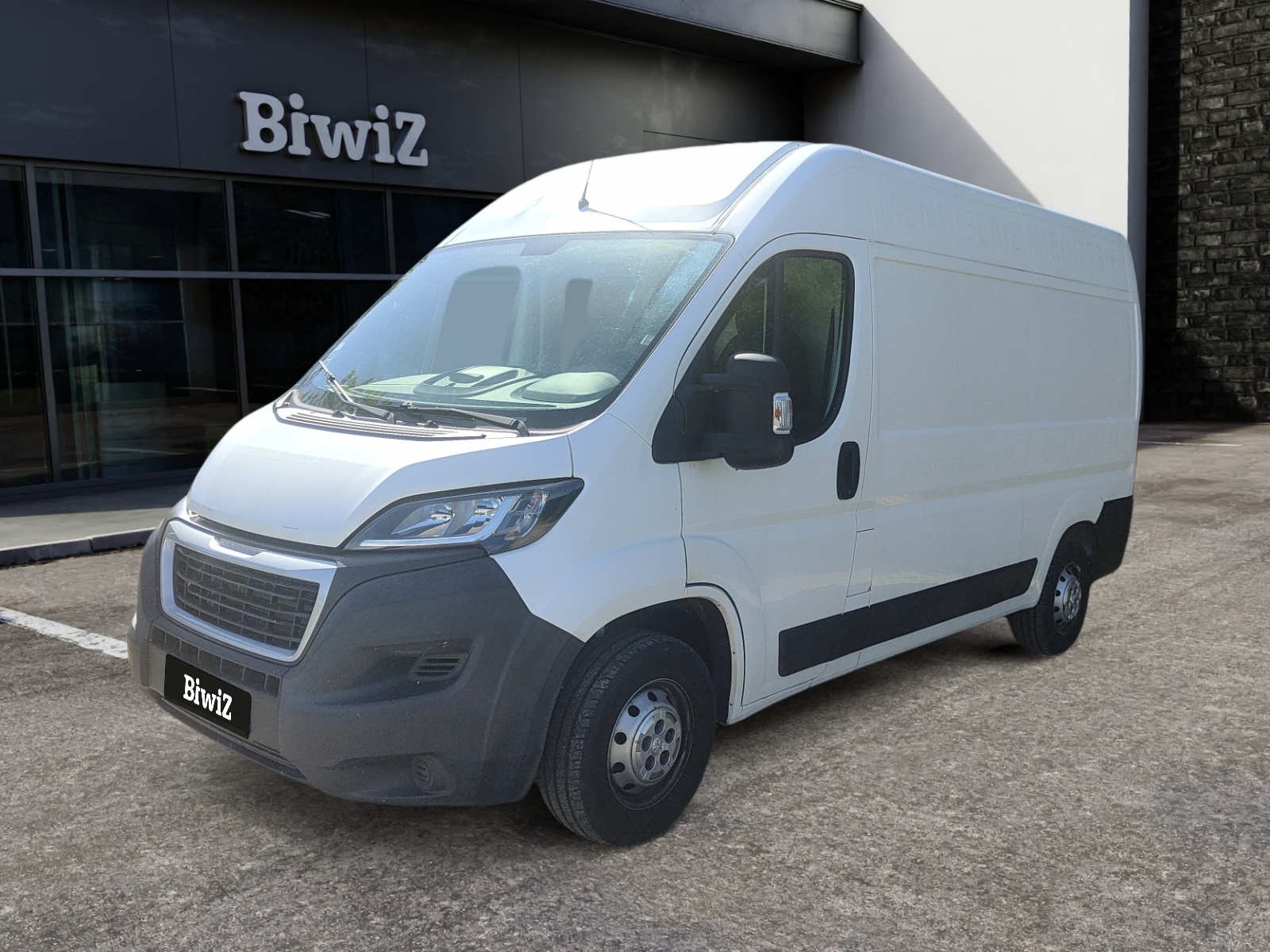 Peugeot Boxer Vu Fourgon 330 2.2 Bluehdi 140 ch L2h2 Premium