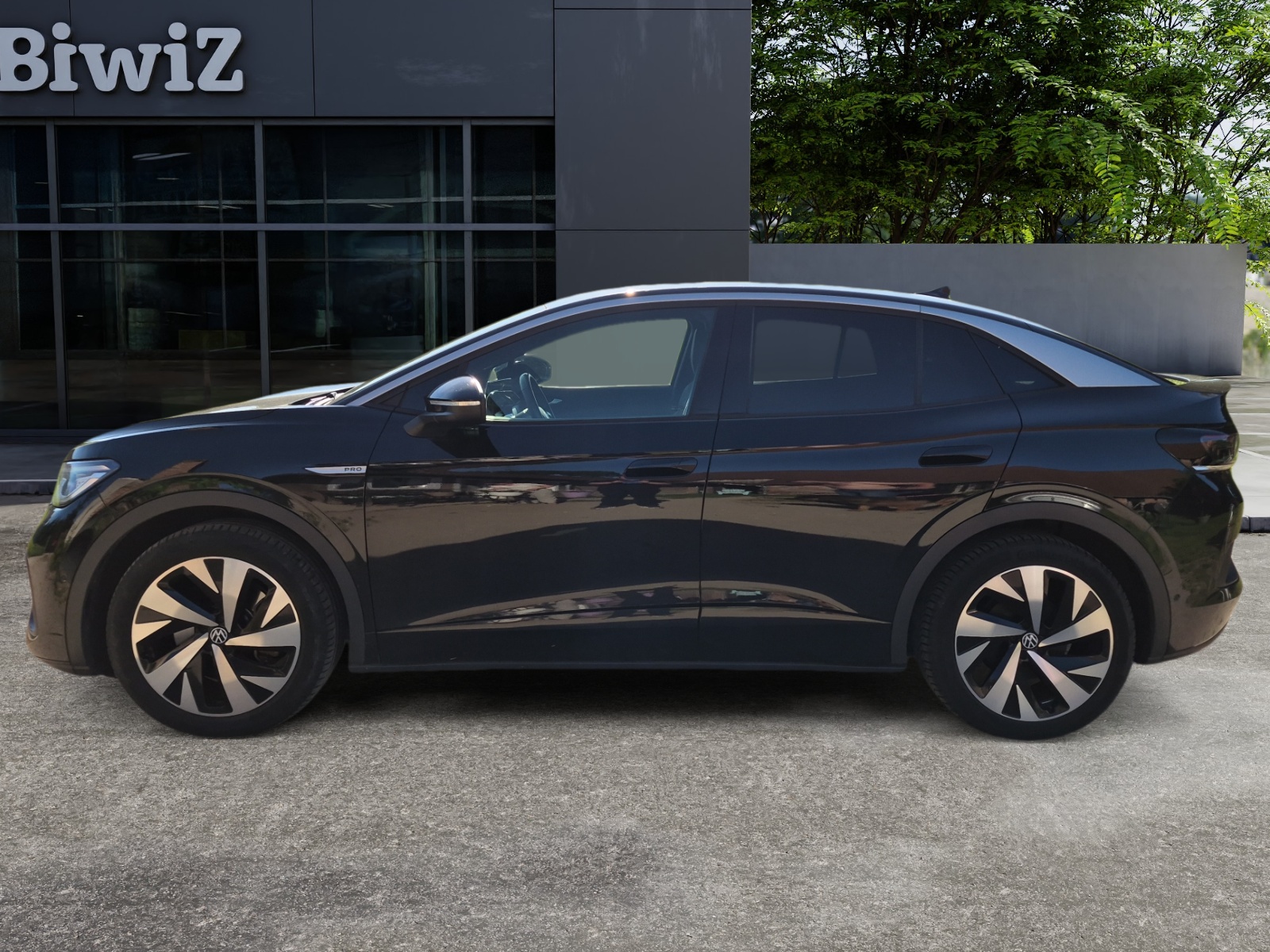 Volkswagen ID5 1