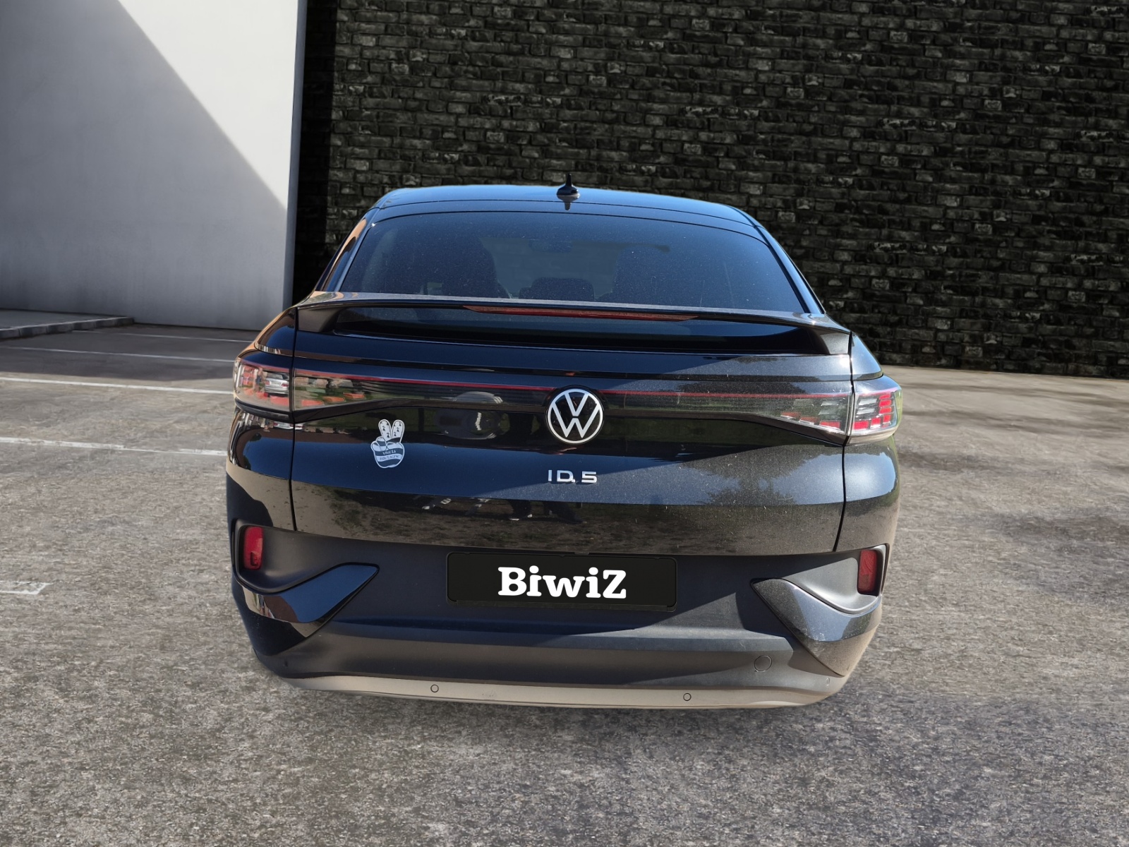 Volkswagen ID5 3