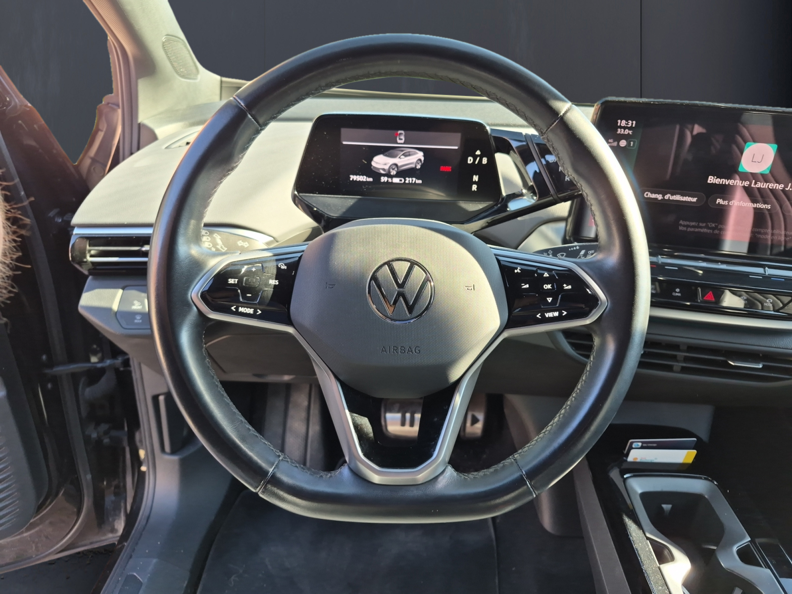 Volkswagen ID5 15