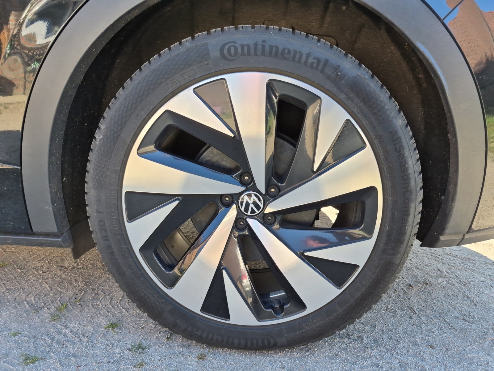 Volkswagen ID5 31