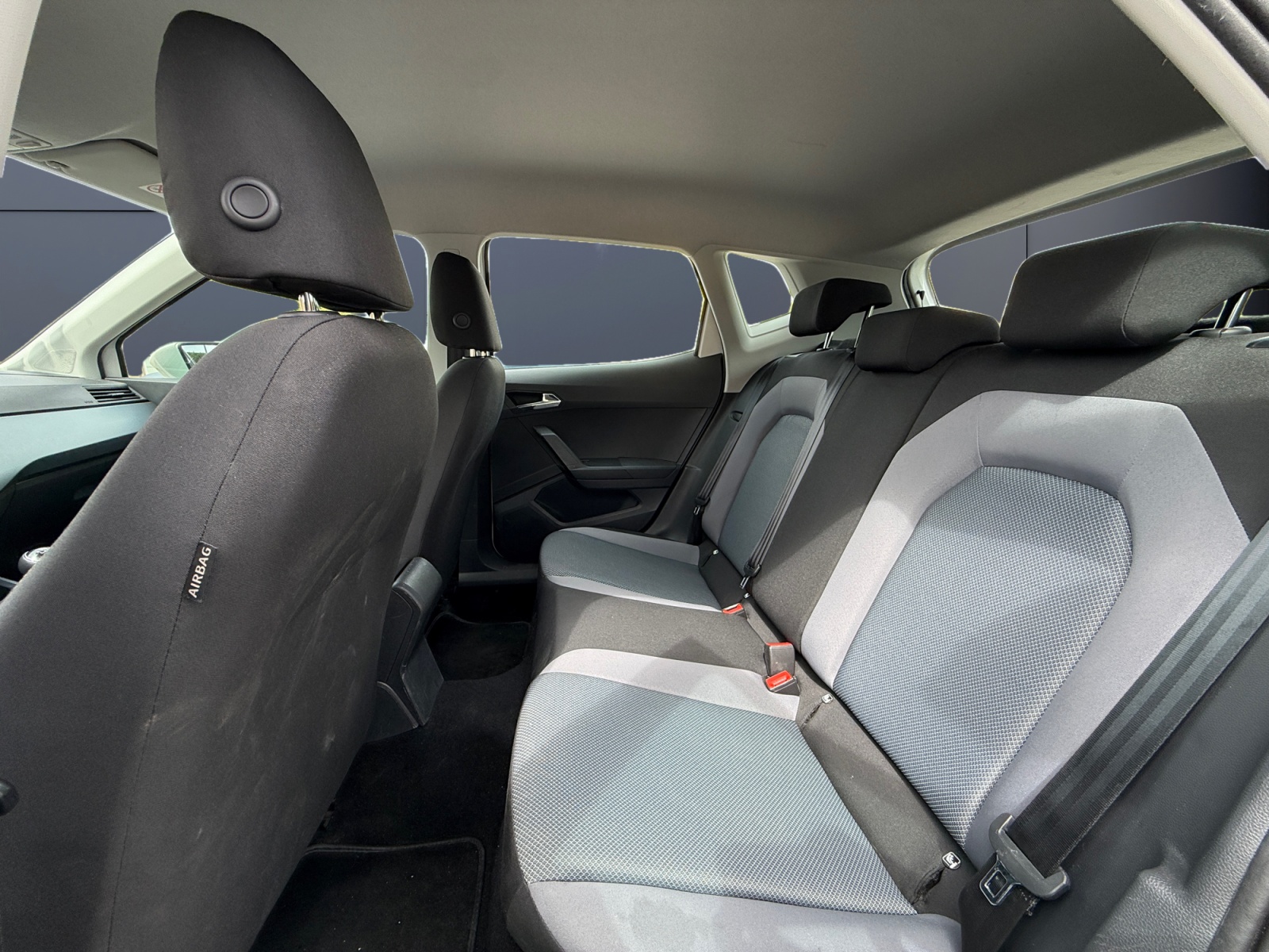 Seat Arona 10