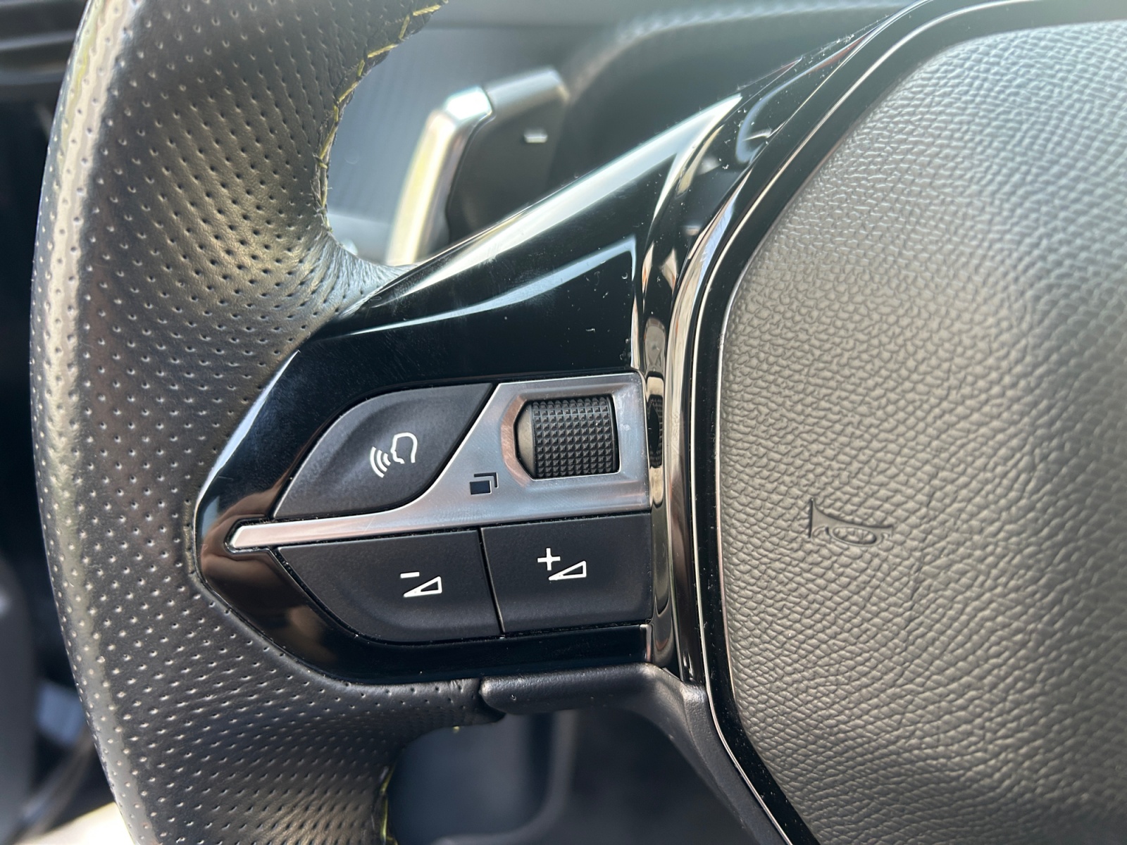 Peugeot 208 20