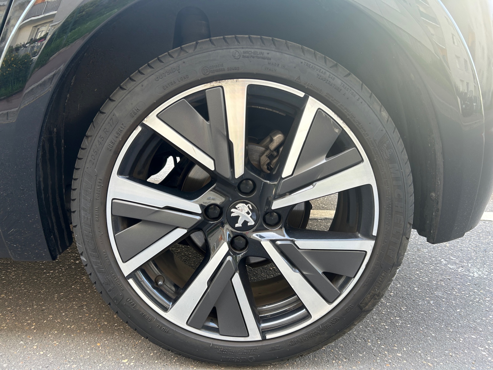 Peugeot 208 31