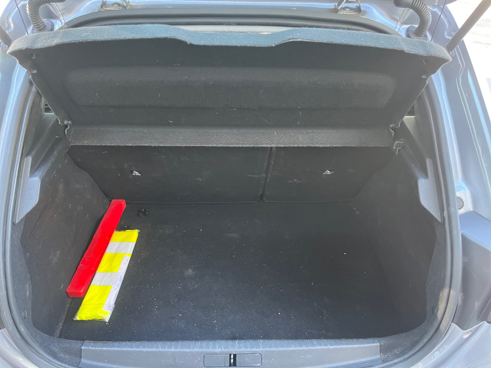 Peugeot 208 22