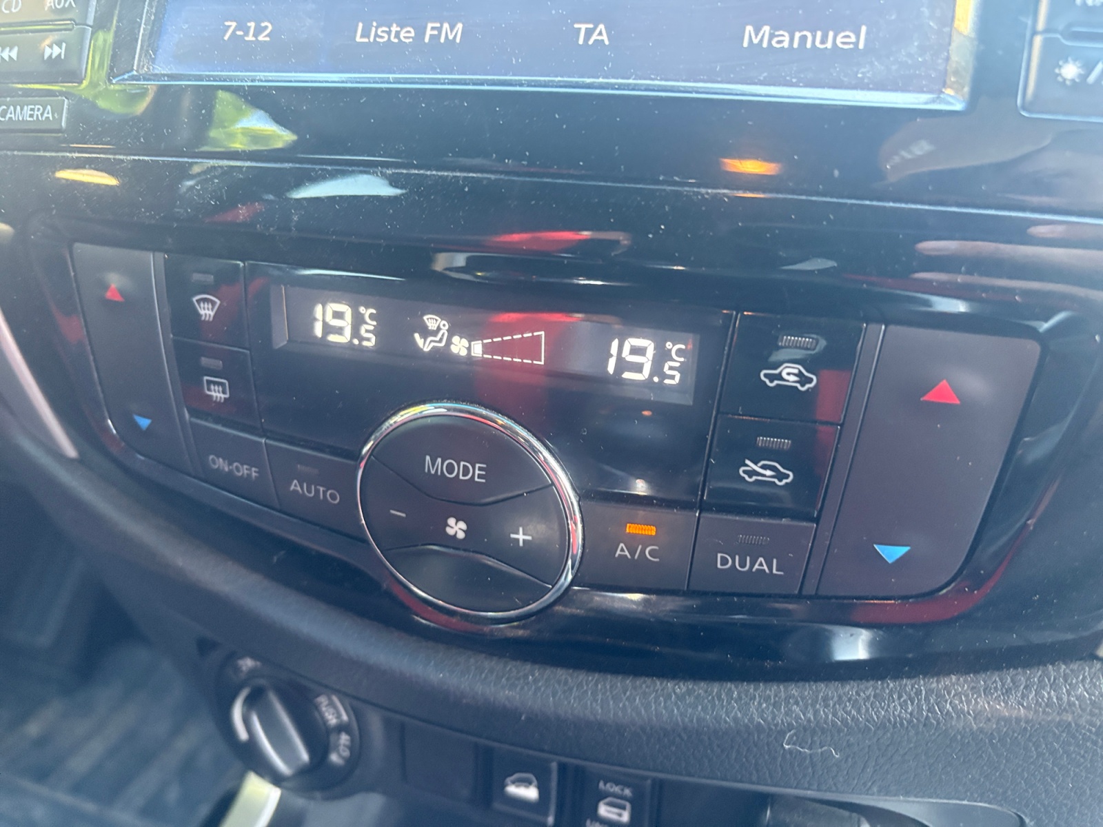 Nissan Np300 Navara 18