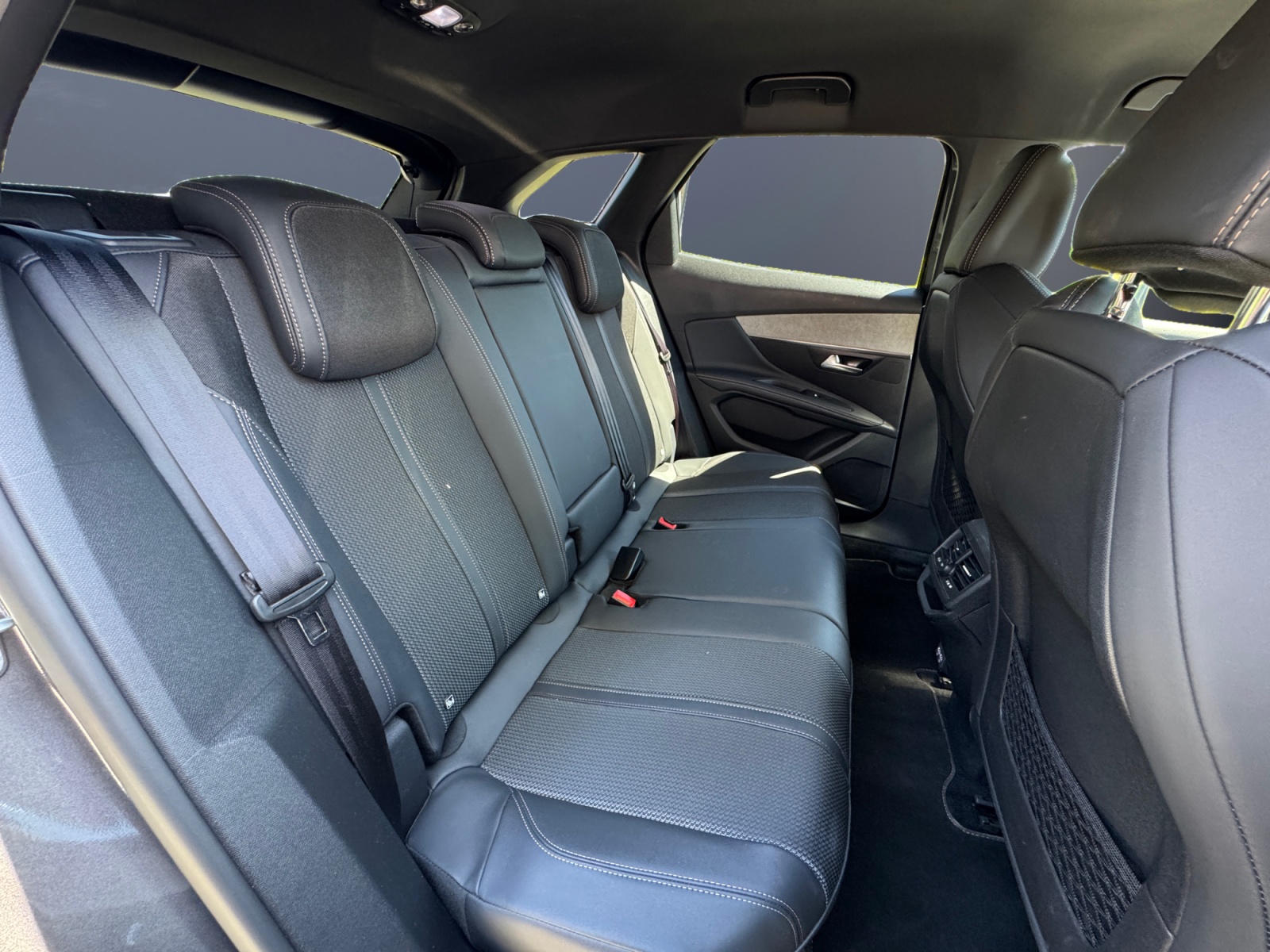 Peugeot 3008 11