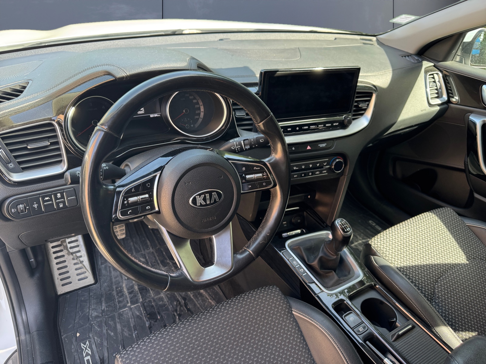 Kia Xceed 8