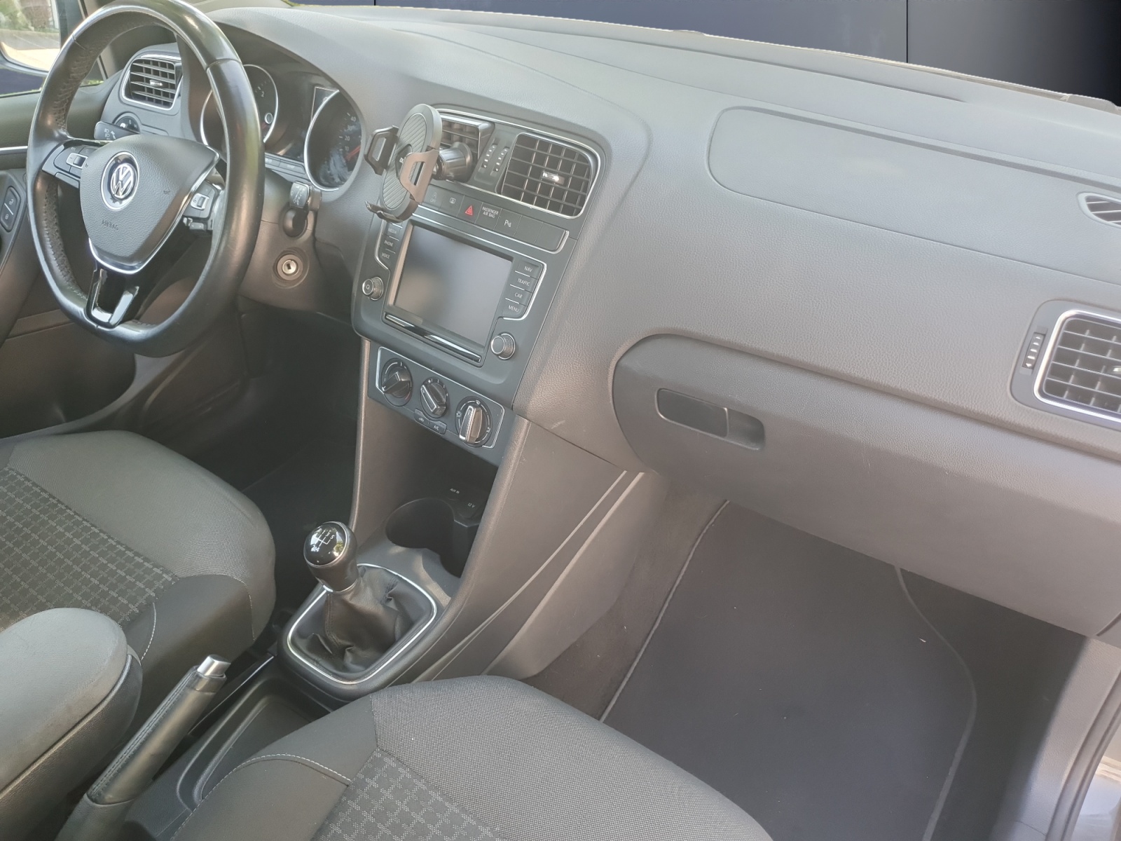 Volkswagen Polo 13