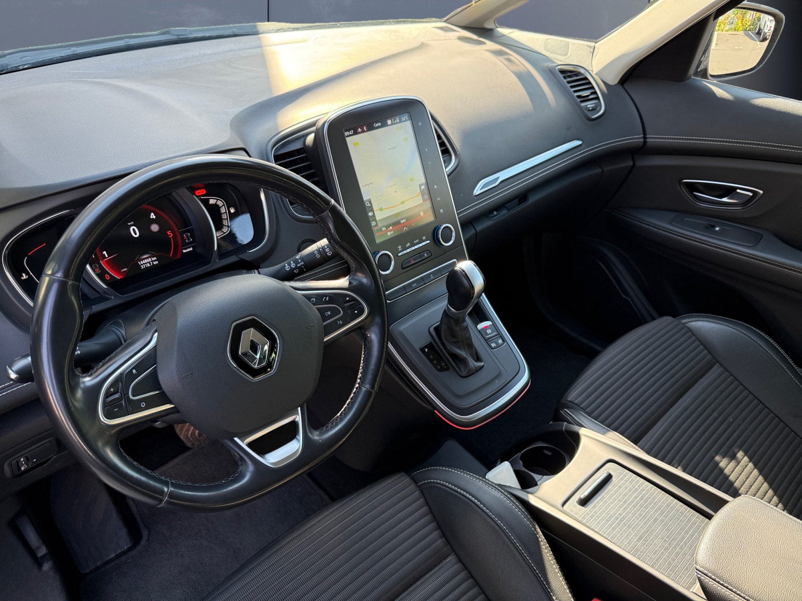 Renault Grand Scenic 8
