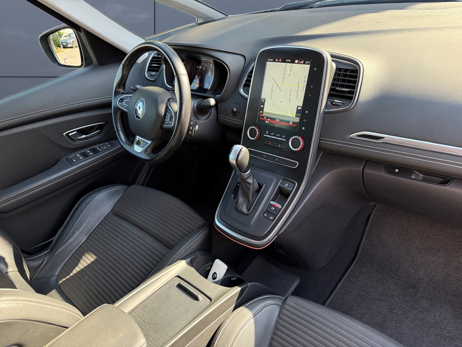 Renault Grand Scenic 12