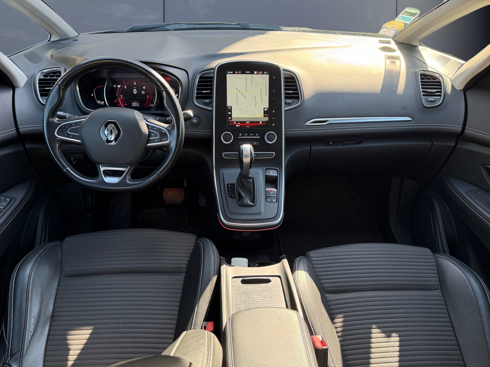 Renault Grand Scenic 14