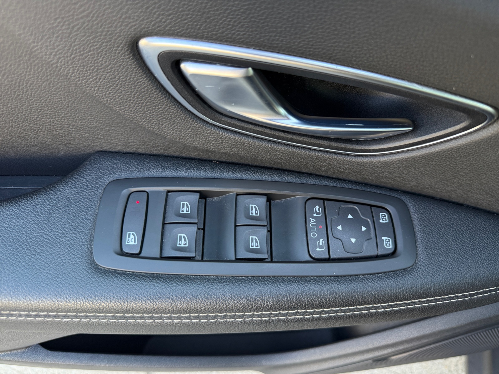 Renault Grand Scenic 17