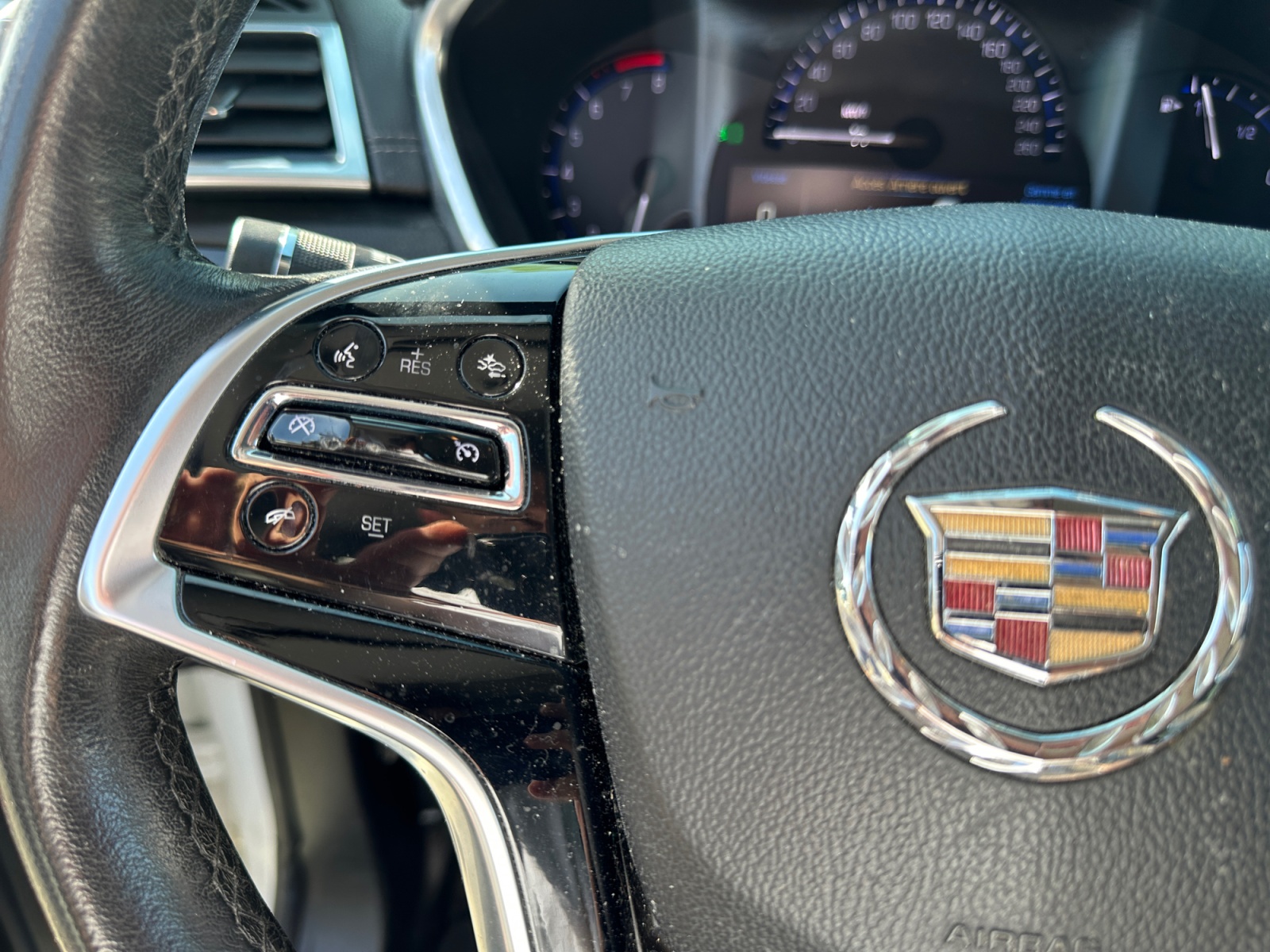 Cadillac Srx 17