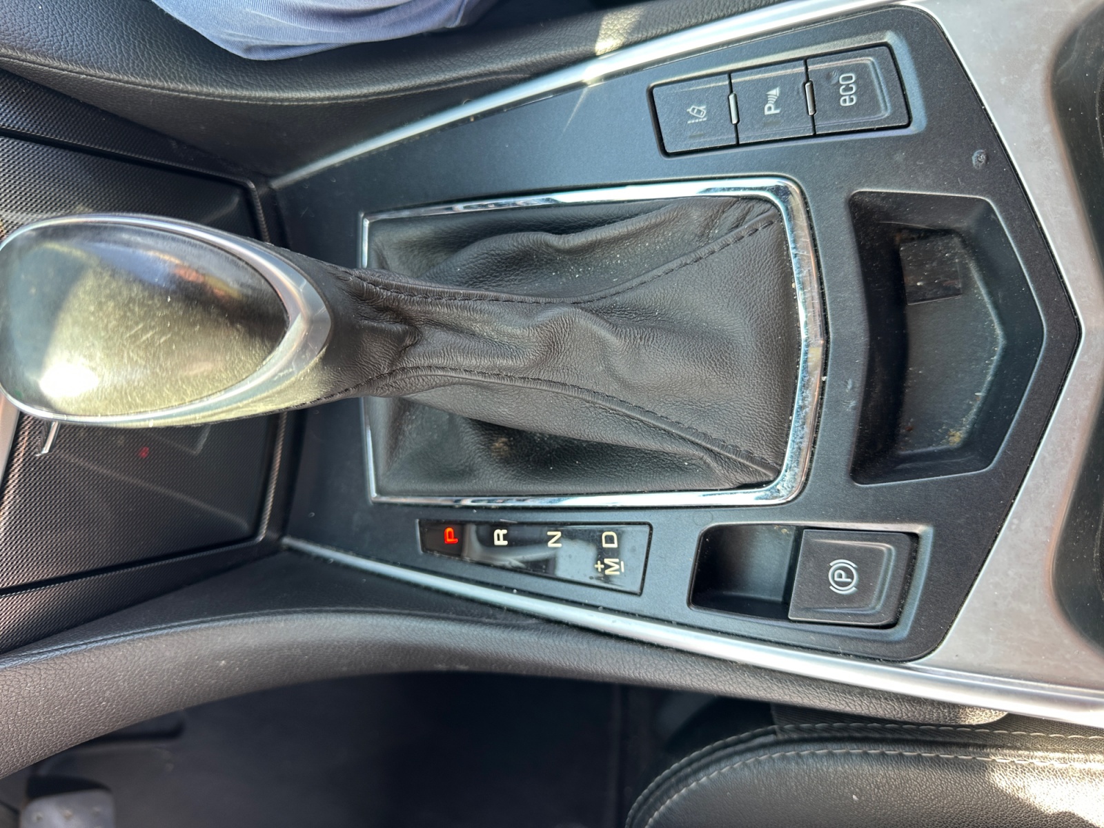 Cadillac Srx 25