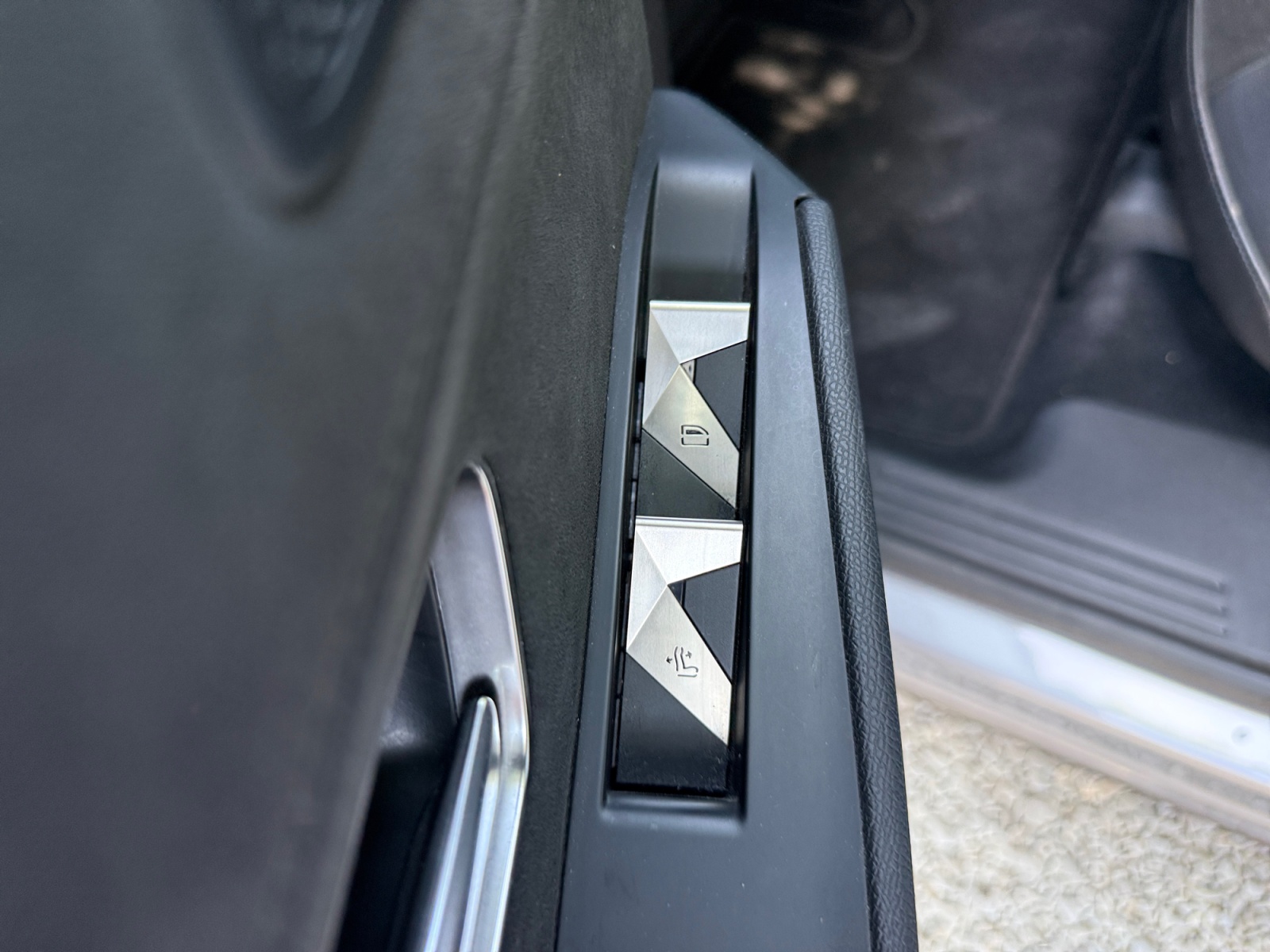 Ds Automobiles Ds 7 32