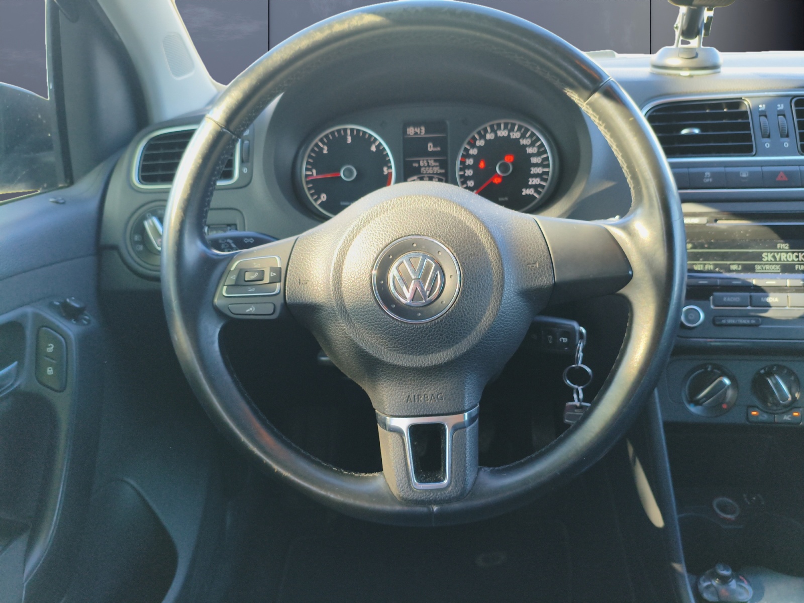 Volkswagen Polo 13