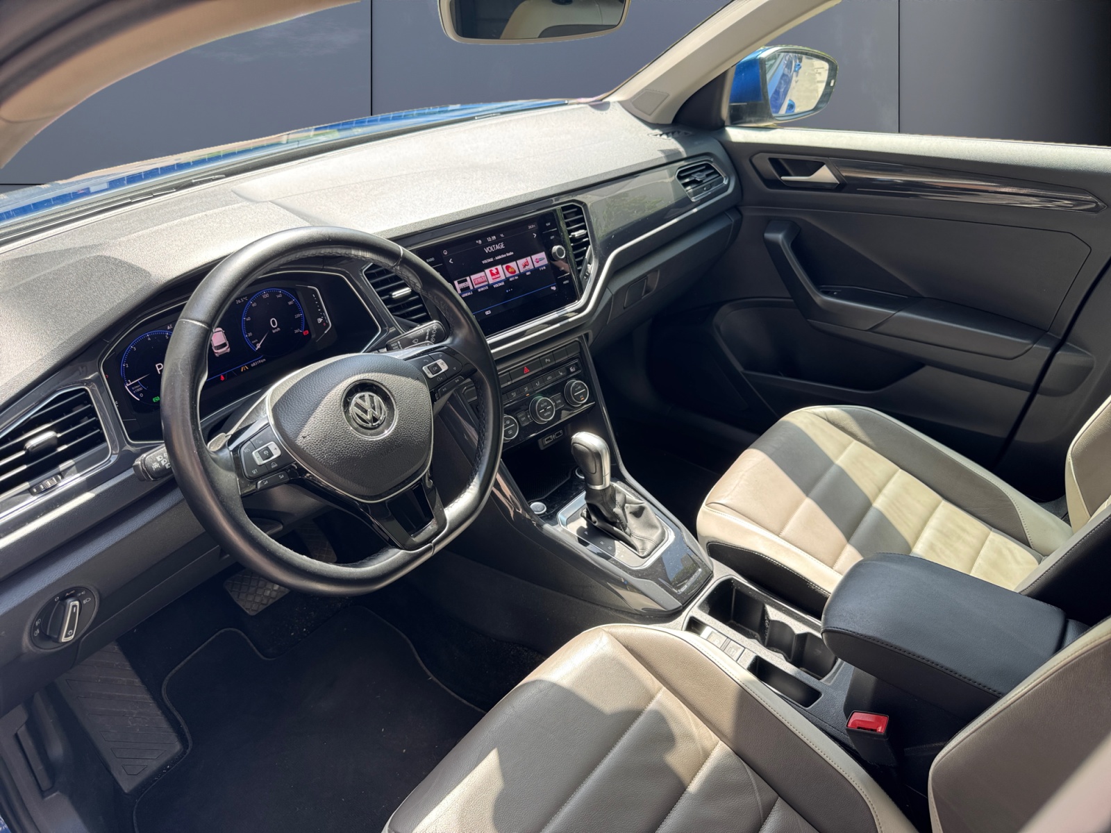 Volkswagen T-Roc 8