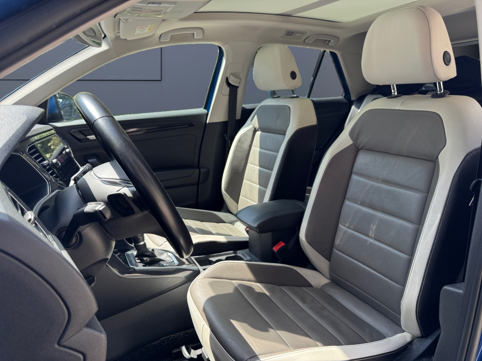 Volkswagen T-Roc 9